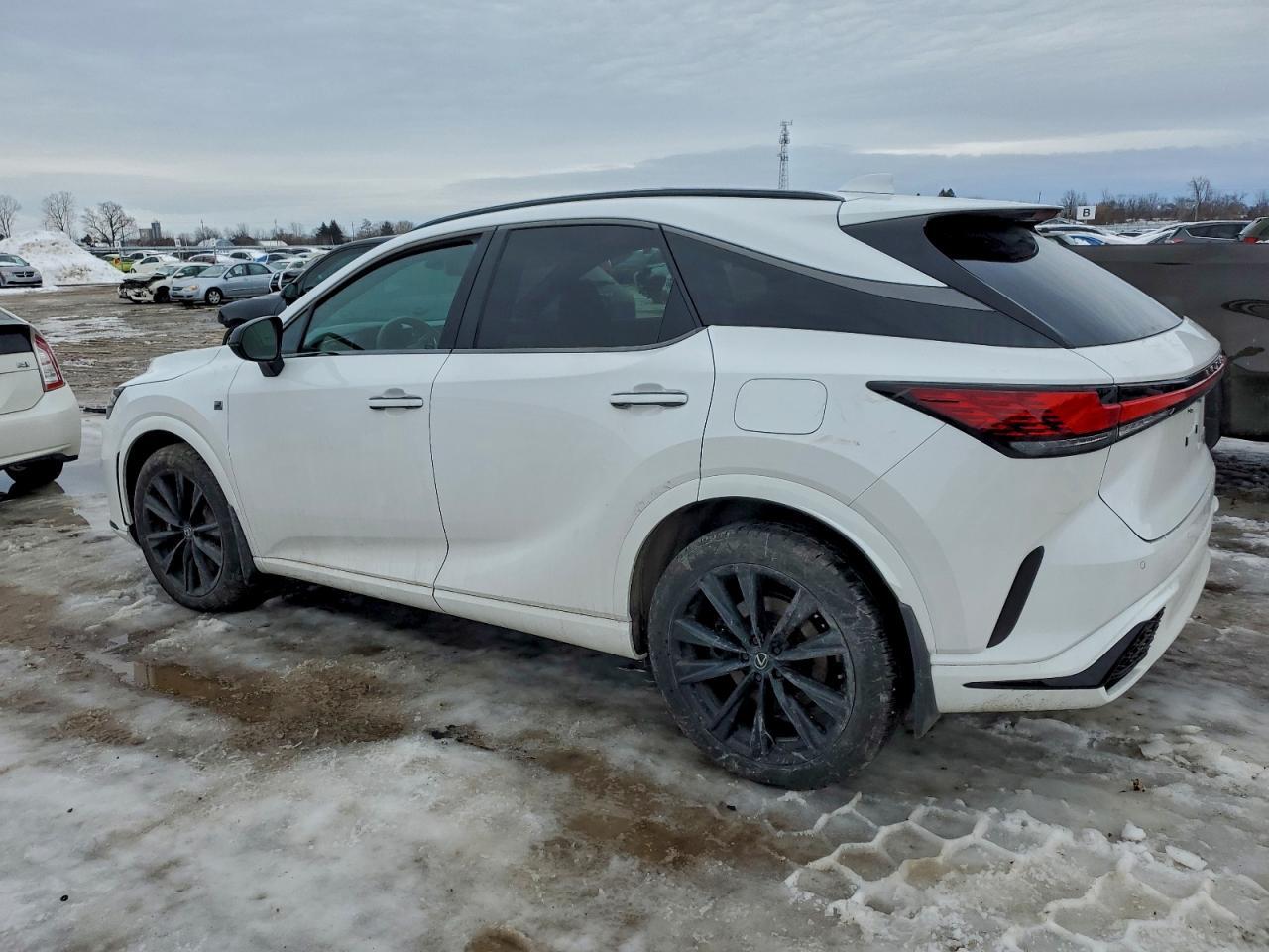 2023 Lexus Rx 500H F Sport - Image 2