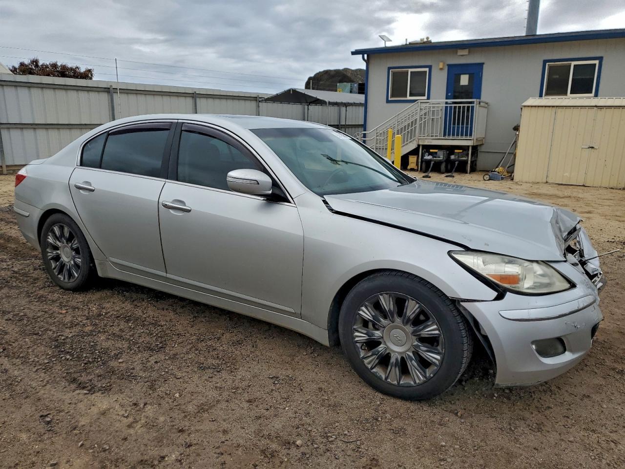 2009 Hyundai Genesis 3.8L - Фото 4