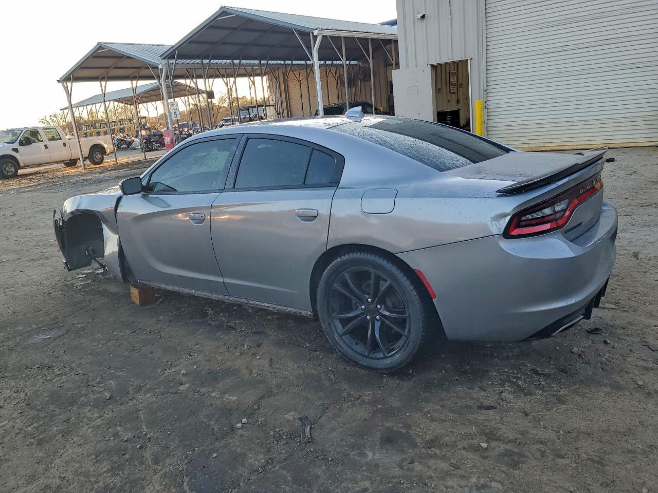 2016 Dodge Charger Sxt - Фото 2