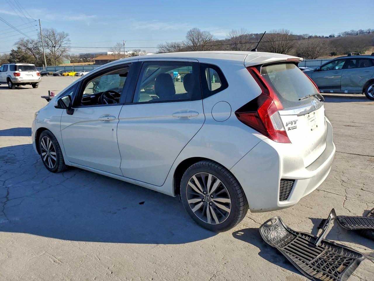 2016 Honda Fit Ex - Image 2