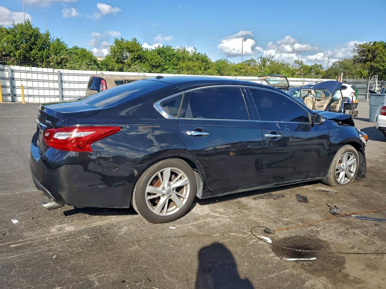 2017 Nissan Altima - Фото 5