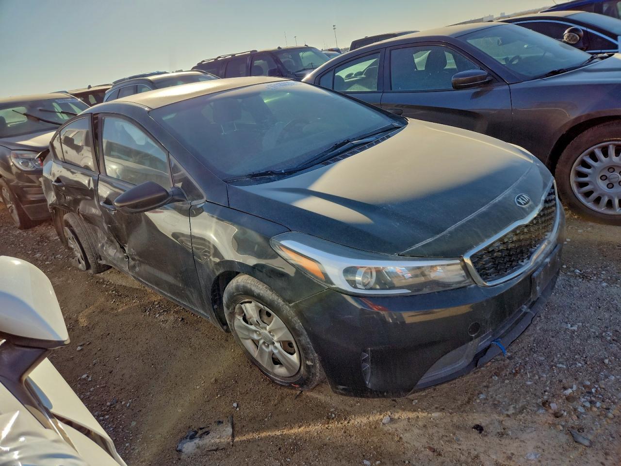 2017 Kia Forte Lx - Фото 4