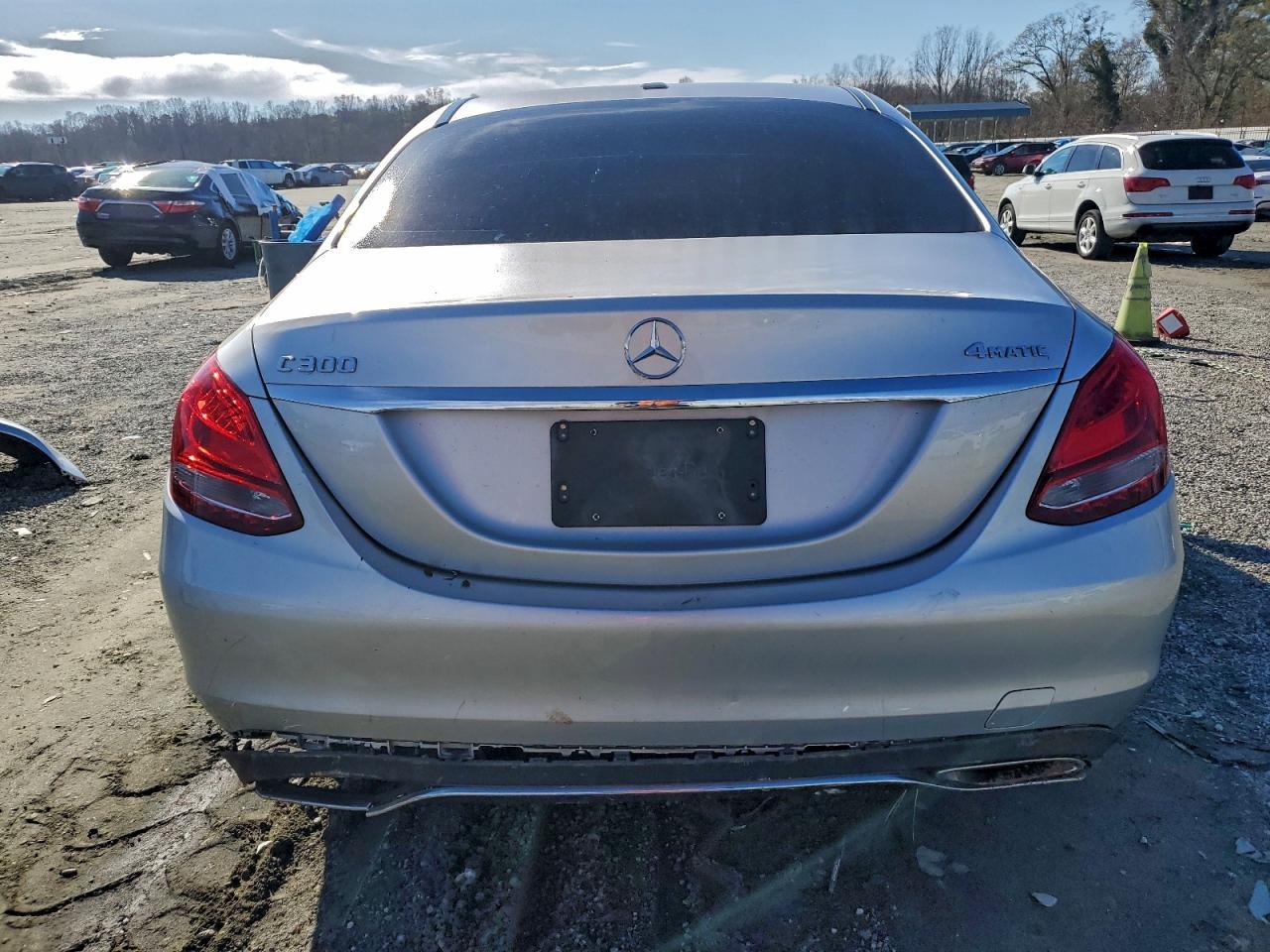 2018 Mercedes-Benz C 300 4Matic - Image 6