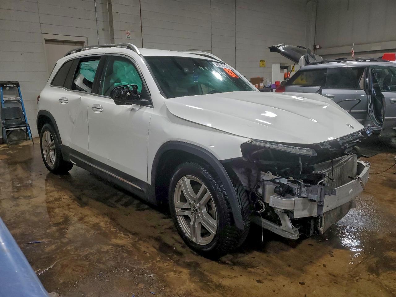 2021 Mercedes-Benz Glb 250 4Matic - Image 4