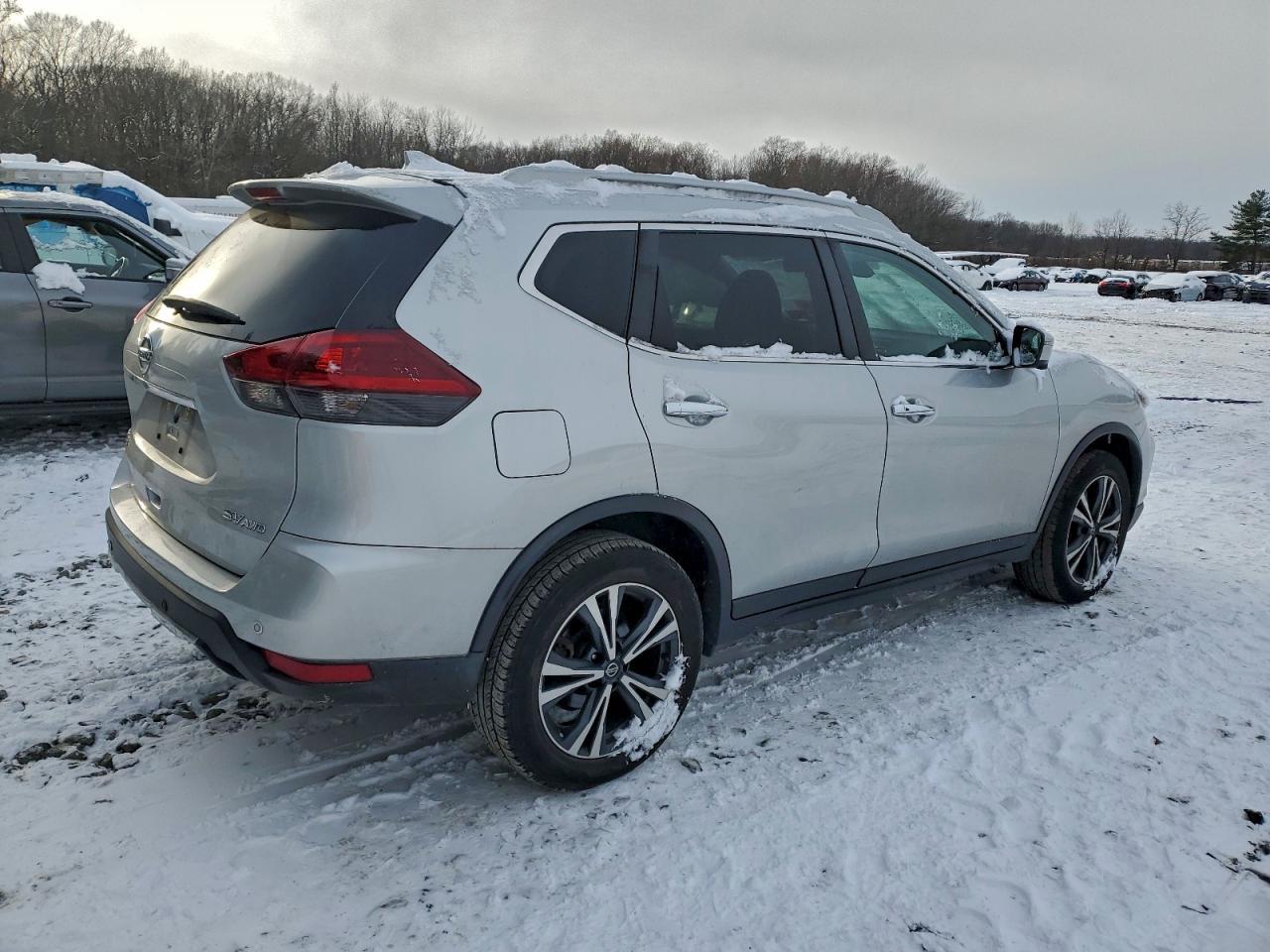 2020 Nissan Rogue S - Фото 3
