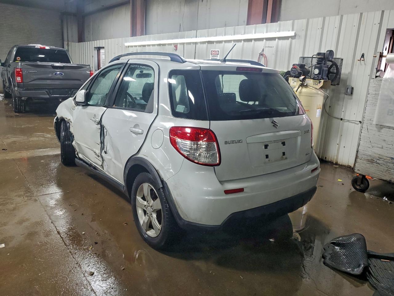 2012 Suzuki Sx4 - Image 2