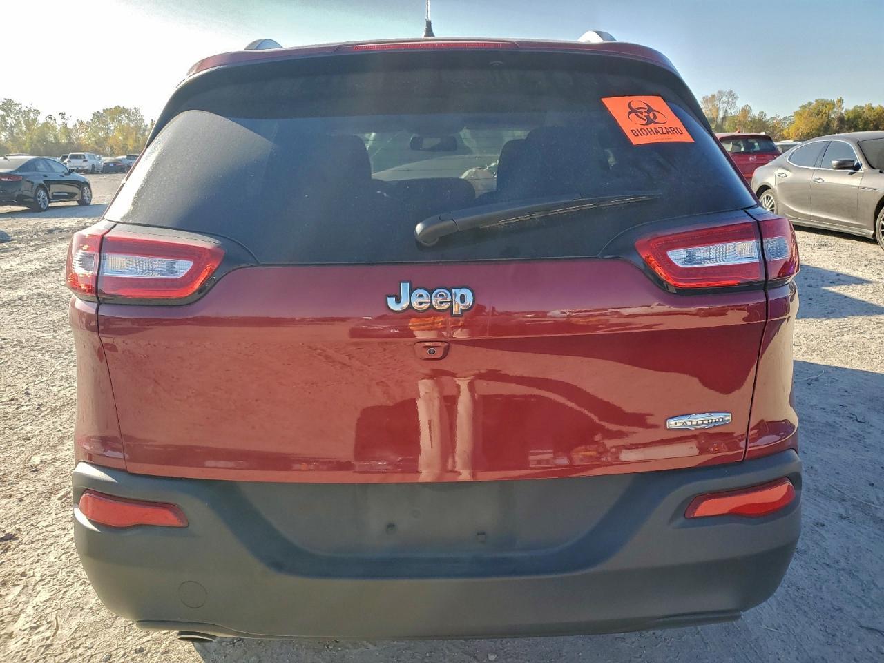 2016 Jeep Cherokee Latitude - Image 6