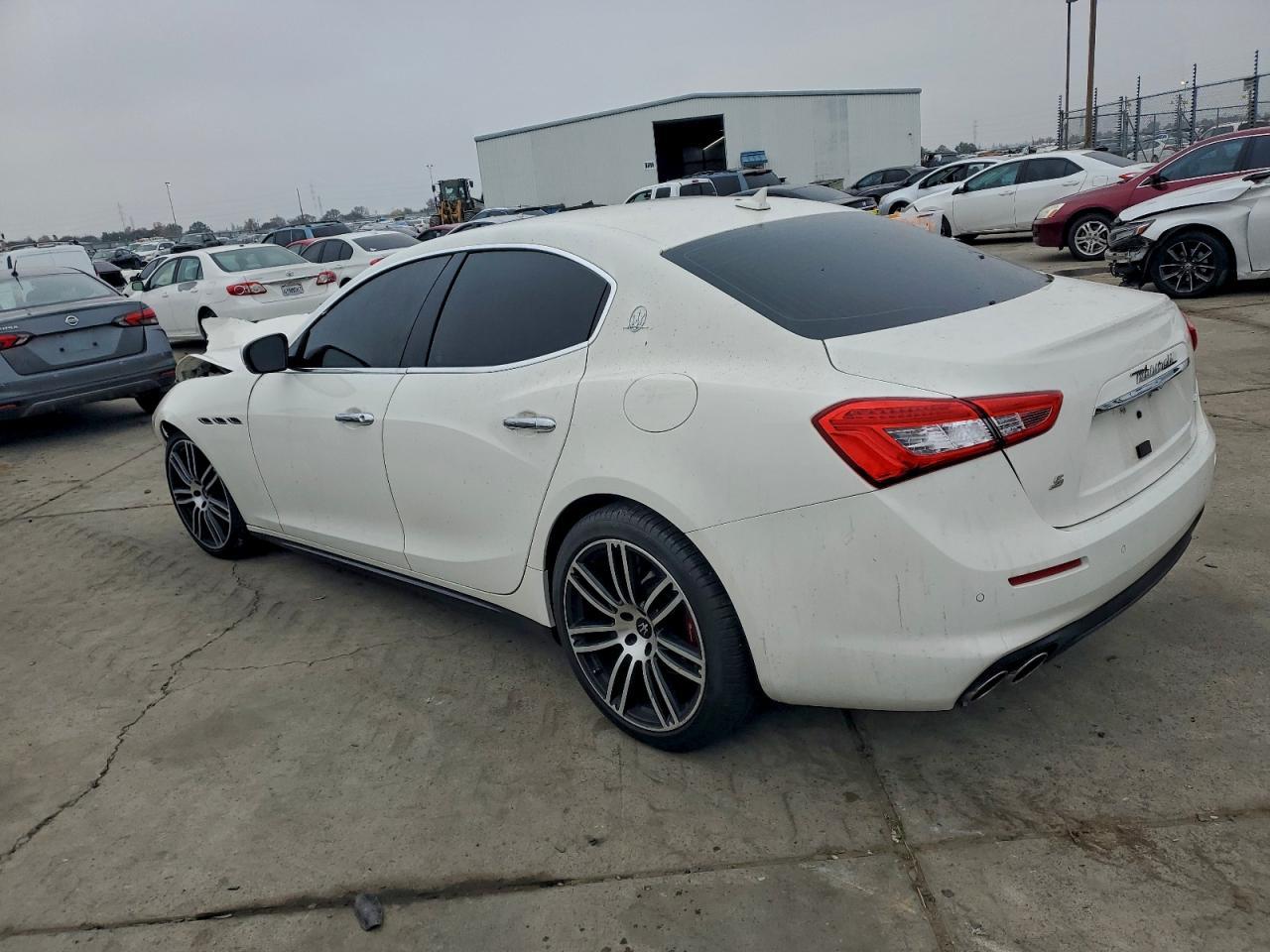 2019 Maserati Ghibli S - Фото 2