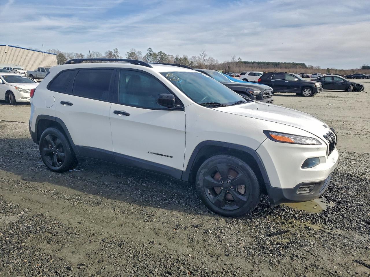 2017 Jeep Cherokee Sport - Image 4