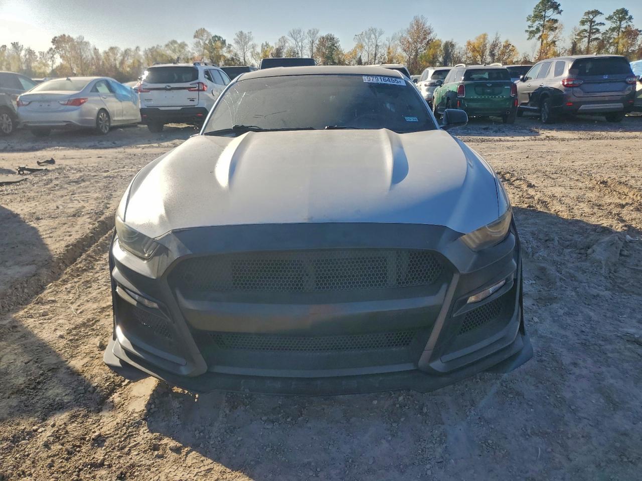 2016 Ford Mustang - Image 5