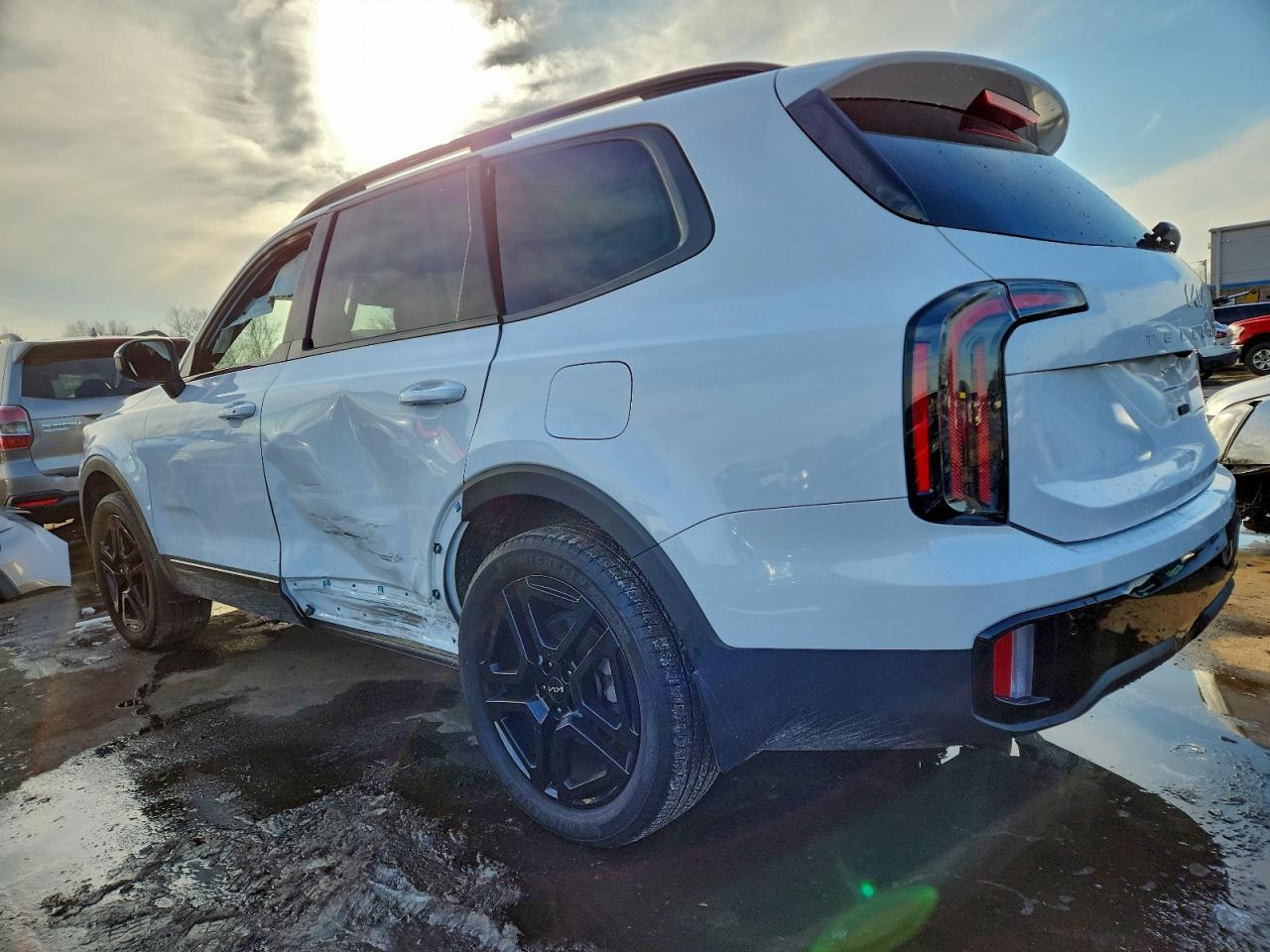 2024 Kia Telluride Ex X-Line - Image 2