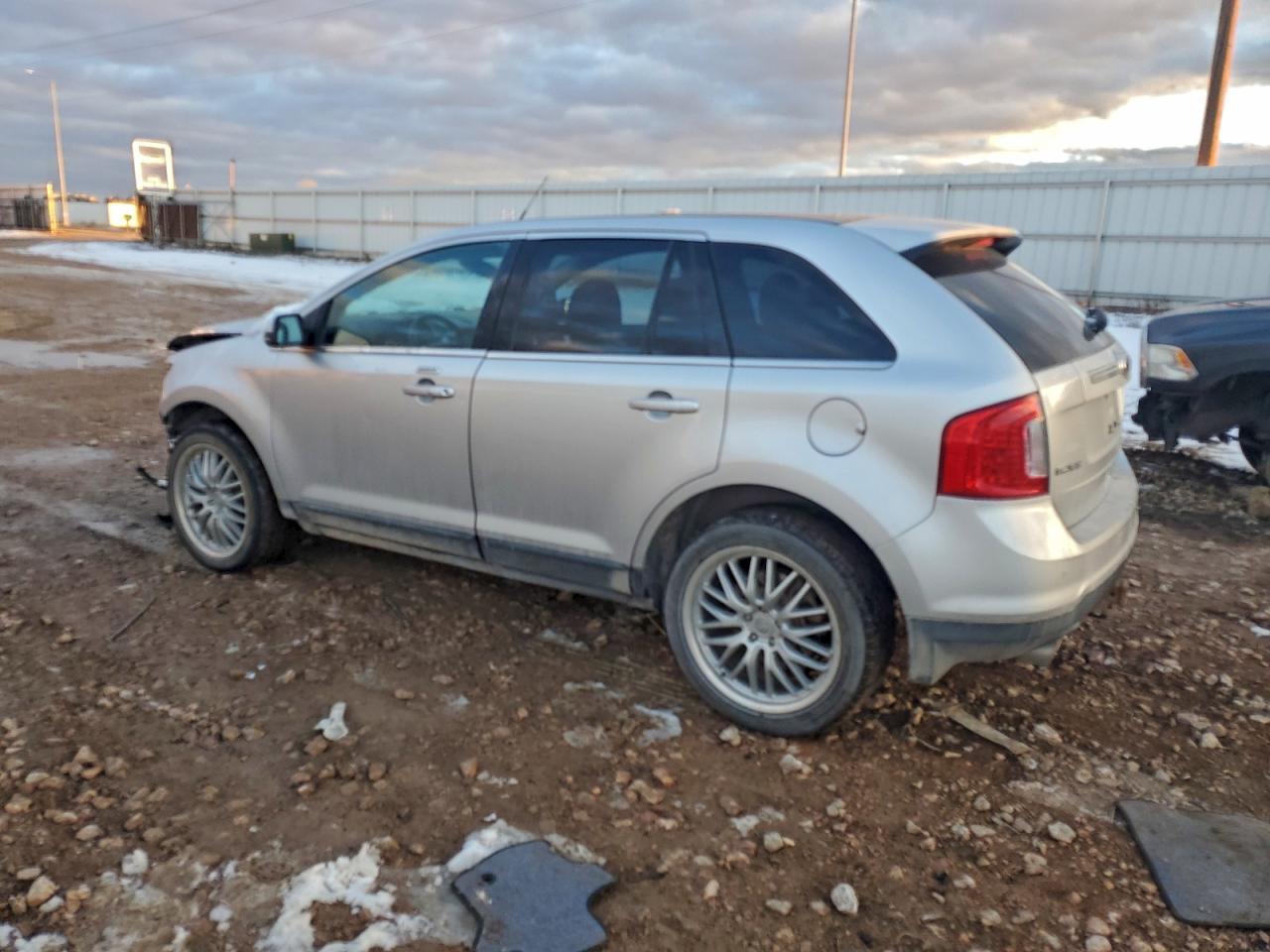 2013 Ford Edge Limited - Image 2