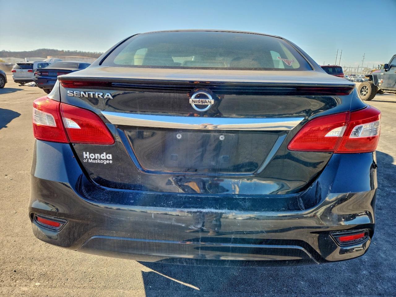2018 Nissan Sentra S - Image 6