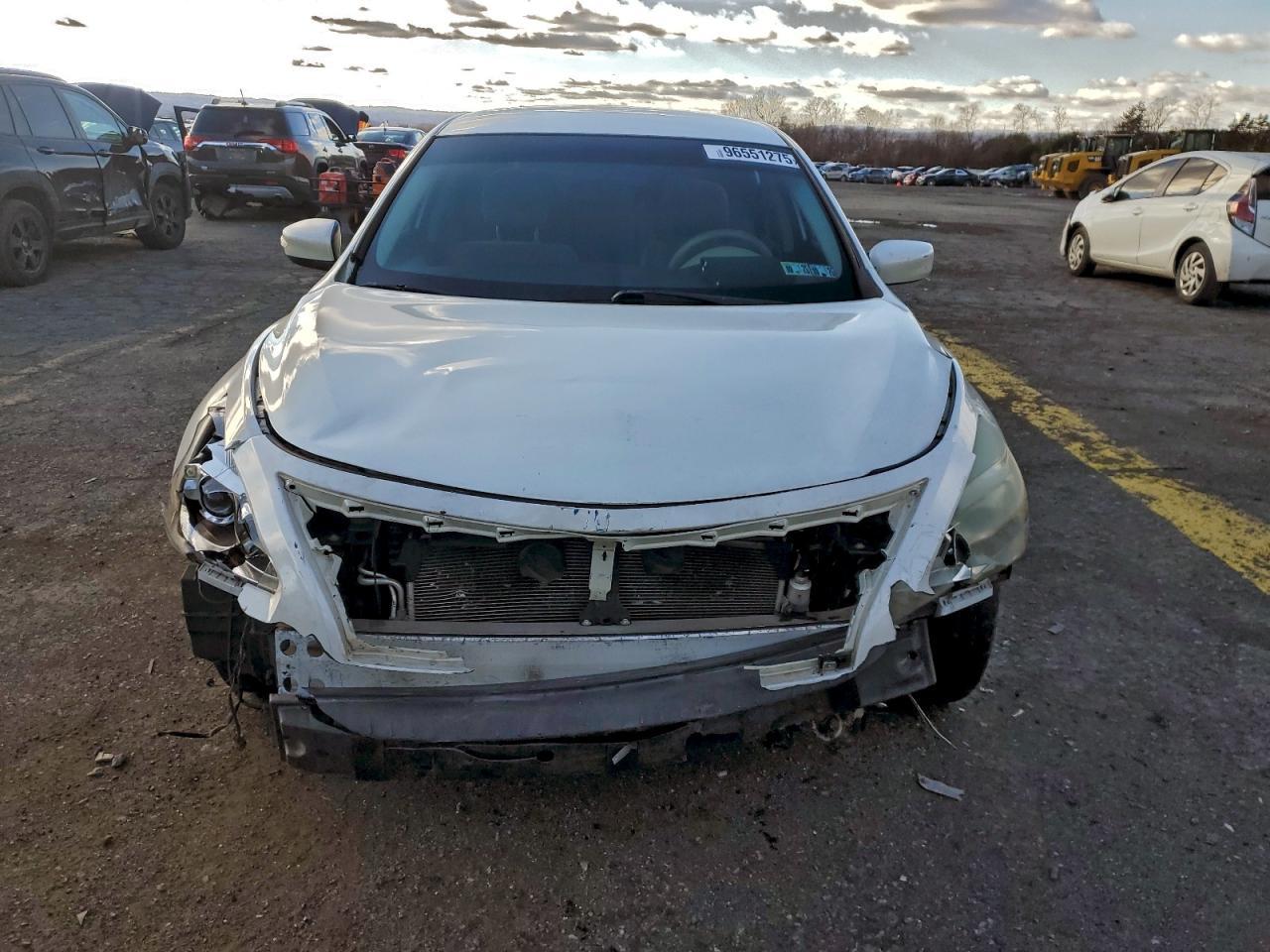 2015 Nissan Altima 2.5 - Фото 5