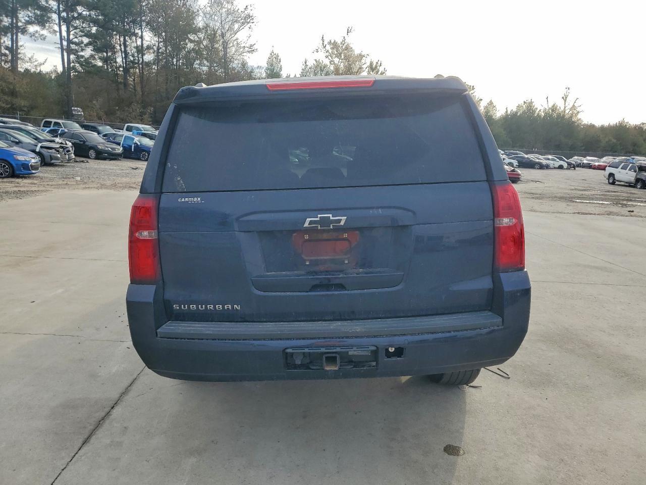 2019 Chevrolet Suburban C1500 Lt - Фото 6