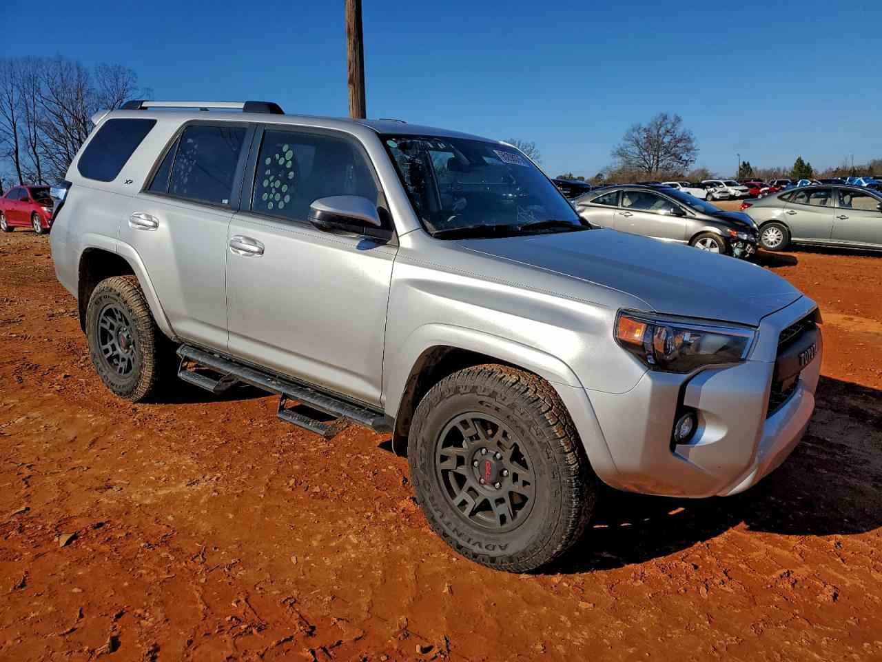 2023 Toyota 4Runner Se - Image 4