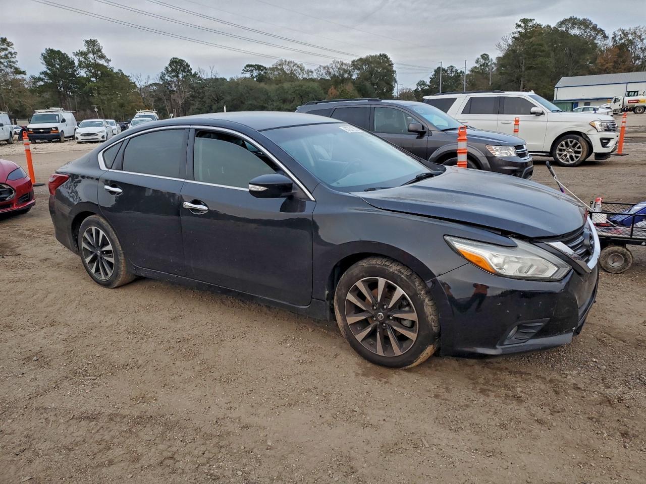2018 Nissan Altima 2.5 - Image 4