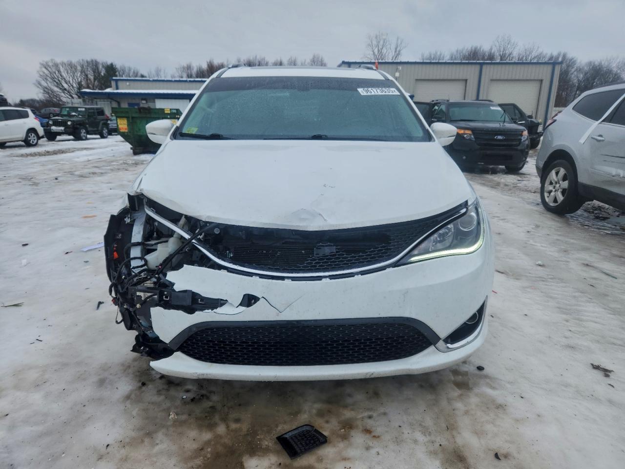 2020 Chrysler Pacifica Limited - Фото 5