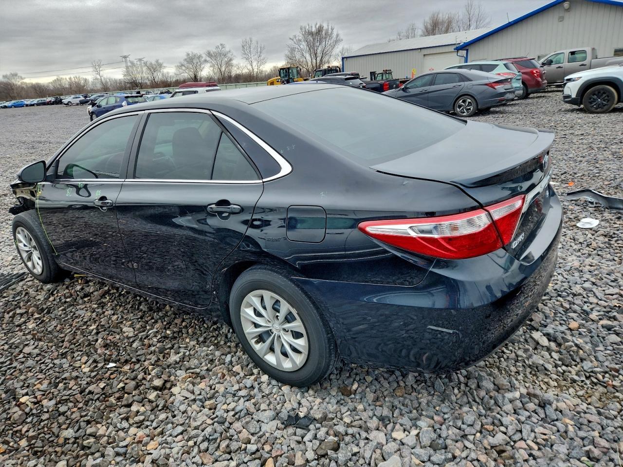 2016 Toyota Camry Le - Image 2