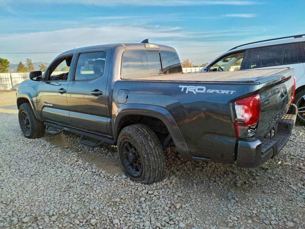 2017 Toyota Tacoma Double Cab - Image 2