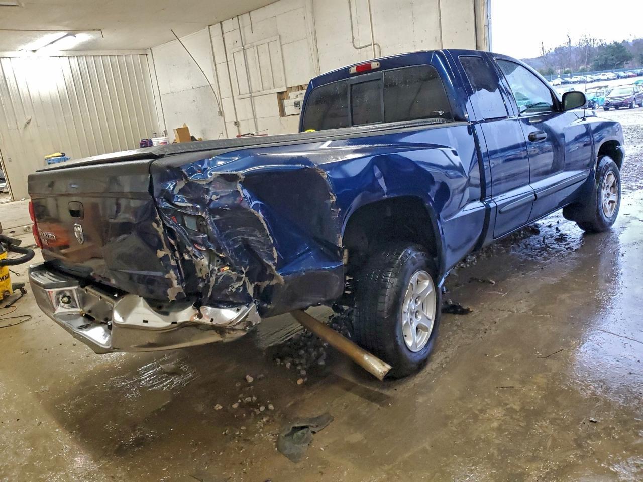 2005 Dodge Dakota Slt - Фото 3