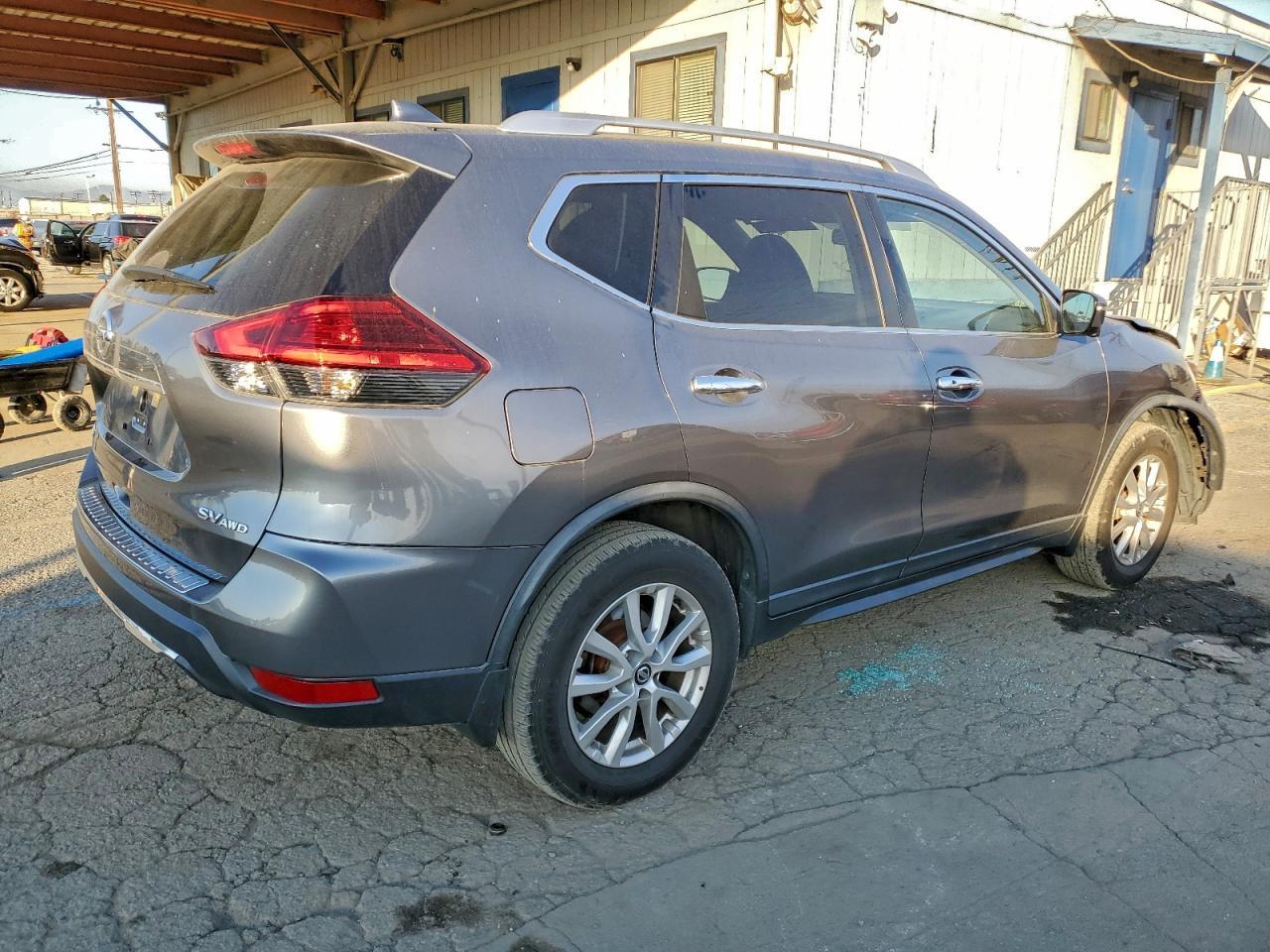 2017 Nissan Rogue S - Фото 3