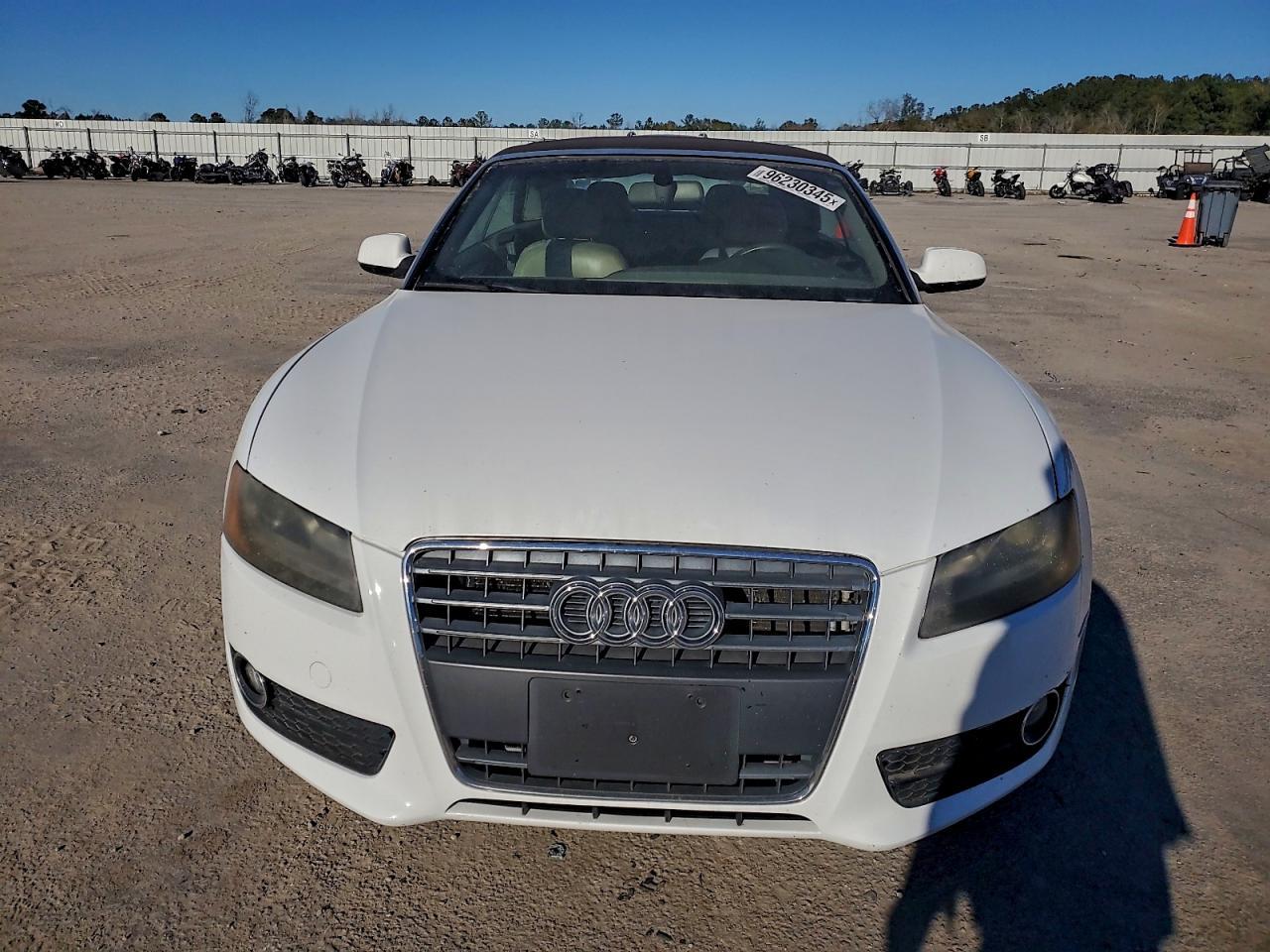 2010 Audi A5 Premium Plus - Фото 5