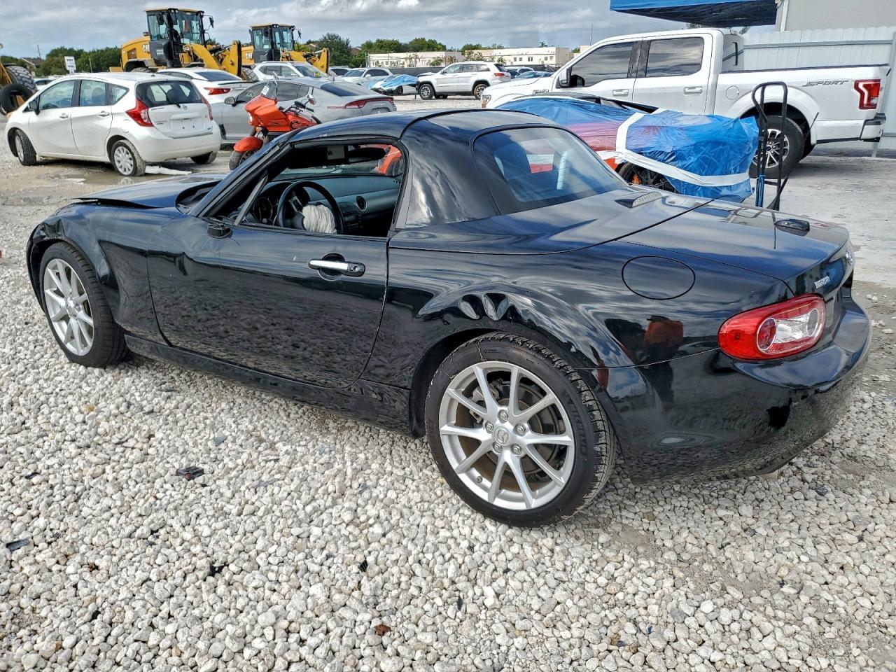 2009 Mazda Mx-5 Miata - Image 2
