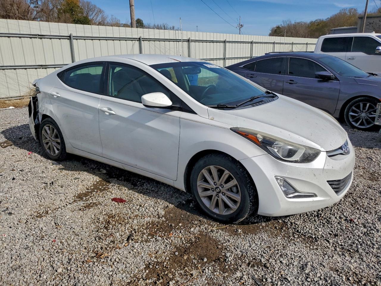 2016 Hyundai Elantra Se - Фото 4