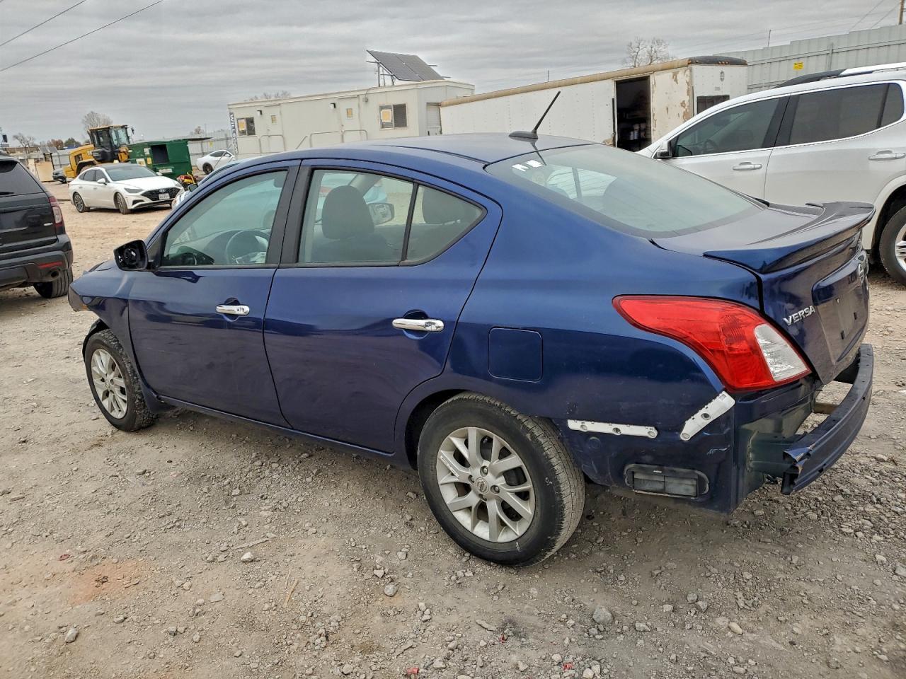 2019 Nissan Versa S - Фото 2