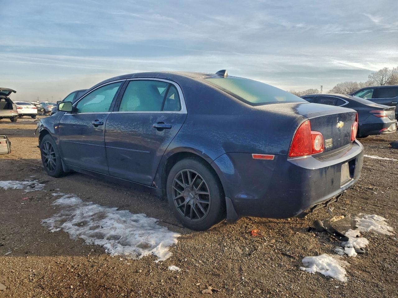 2012 Chevrolet Malibu Ls - Фото 2