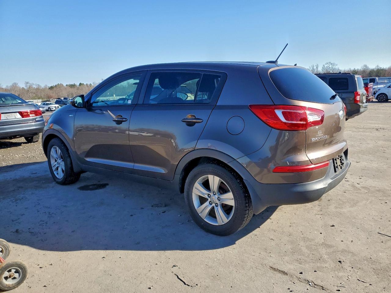 2013 Kia Sportage Lx - Image 2
