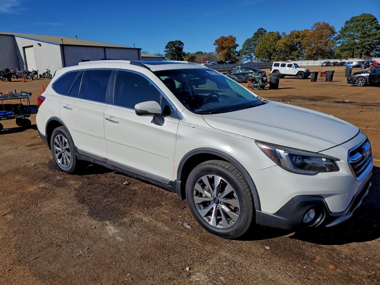 2018 Subaru Outback Touring - Фото 4