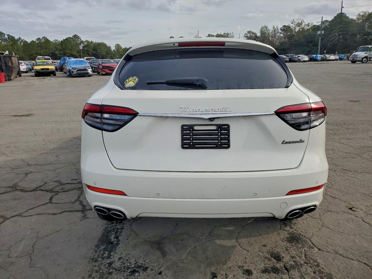 2022 Maserati Levante Base - Image 6