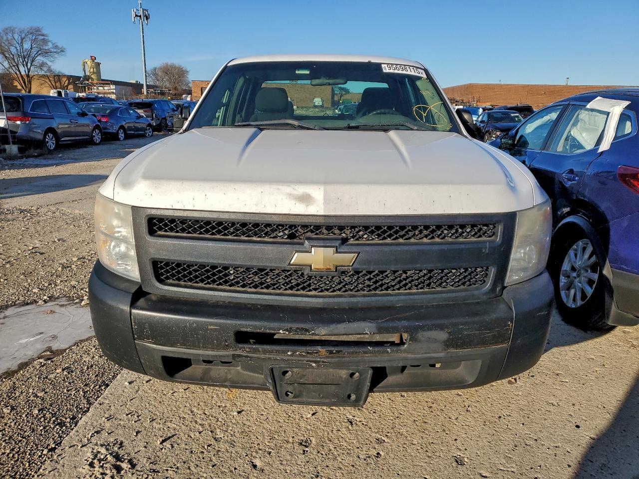 2011 Chevrolet Silverado C1500 - Image 5