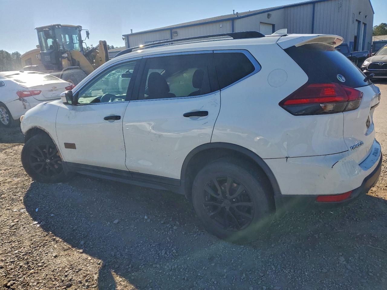 2017 Niss Rogue - Фото 2