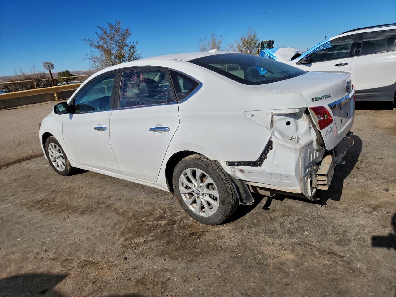 2018 Nissan Sentra S - Фото 2
