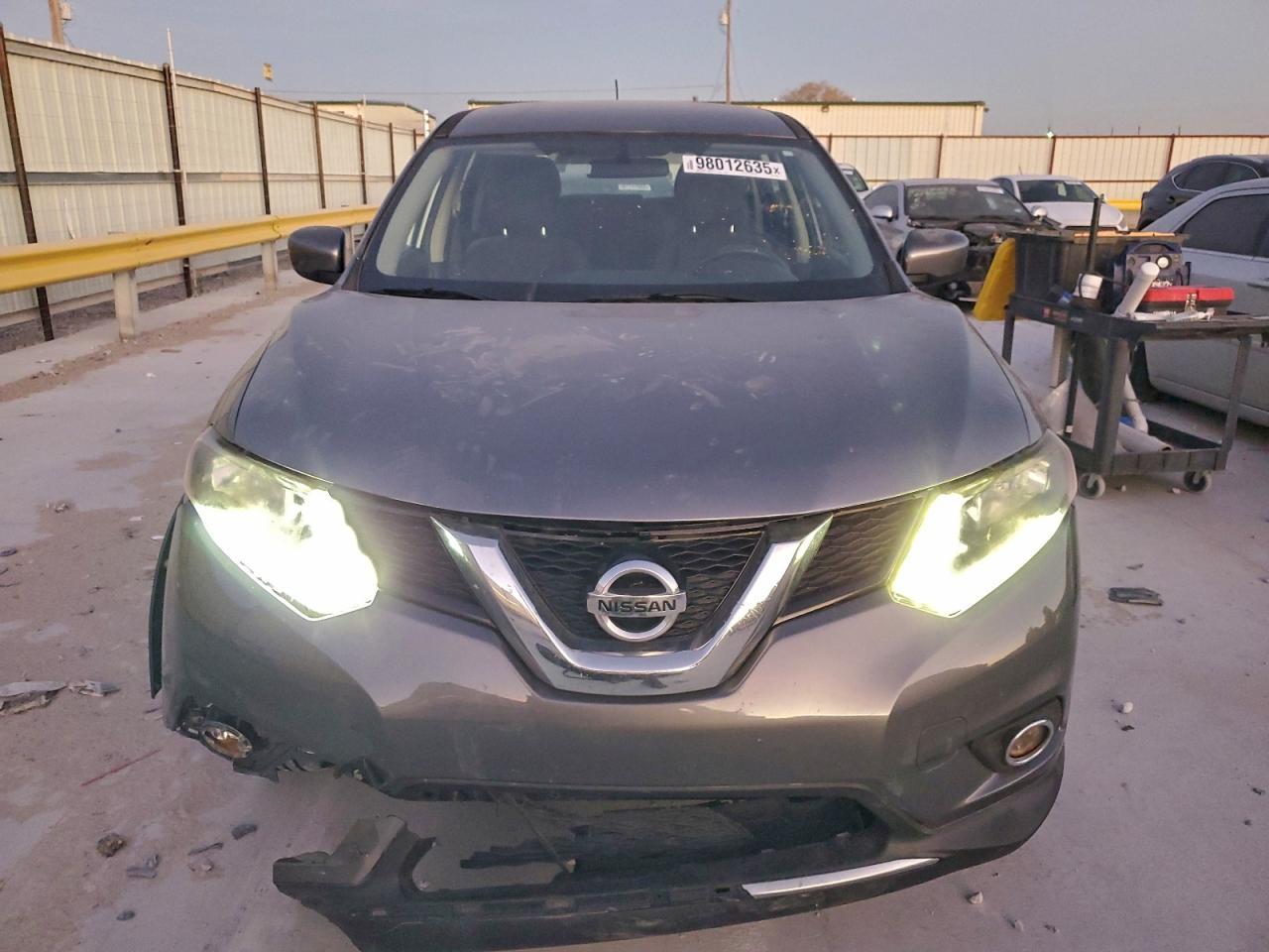 2016 Nissan Rogue S - Image 5