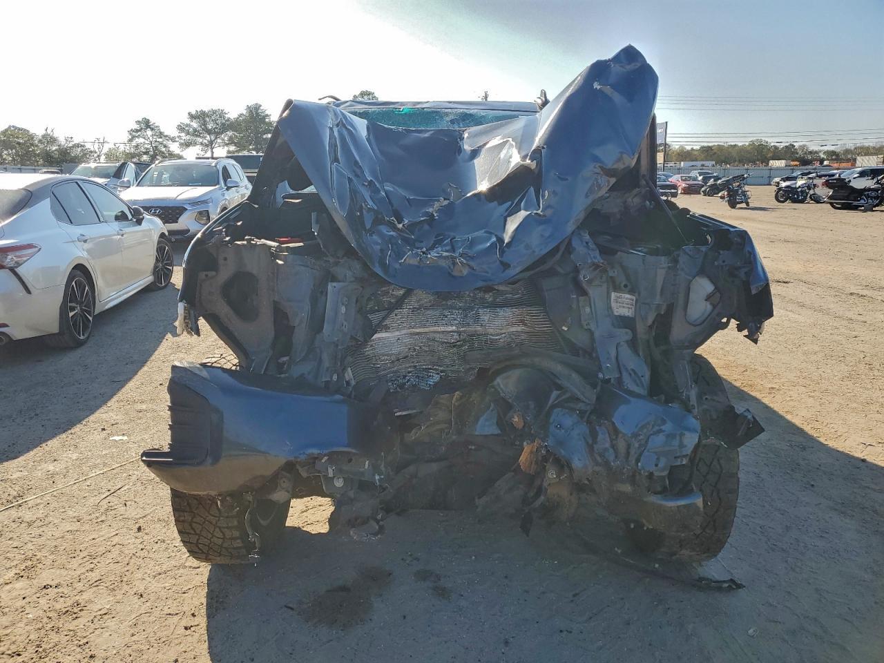 2021 Chevrolet Silverado K1500 Rst - Фото 5