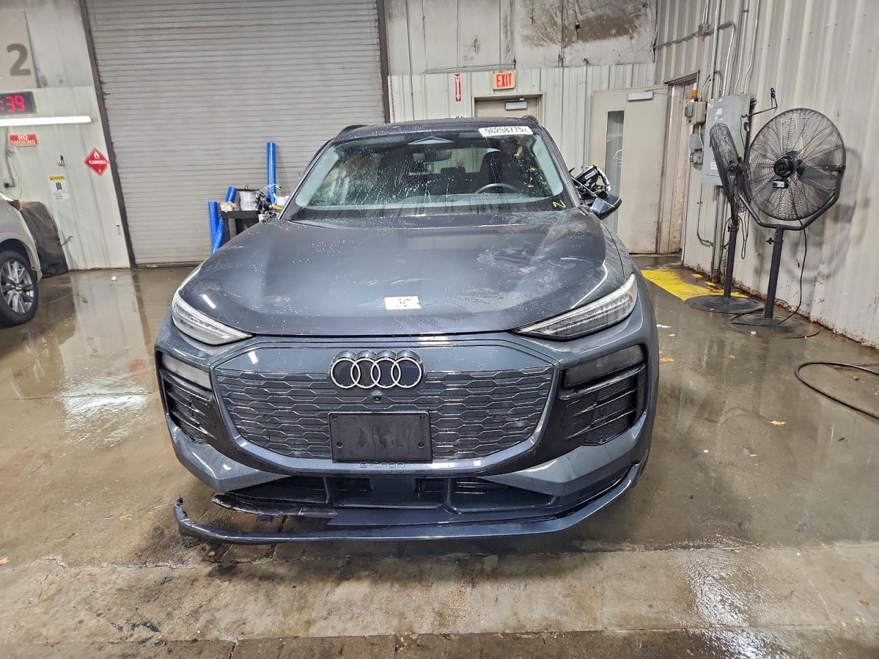 2025 Audi Q6 E-Tron Prestige - Фото 5