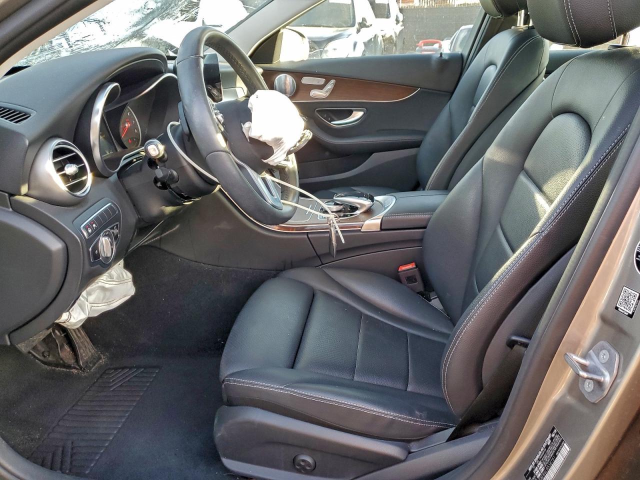 2020 Mercedes-Benz C 300 4Matic - Фото 7