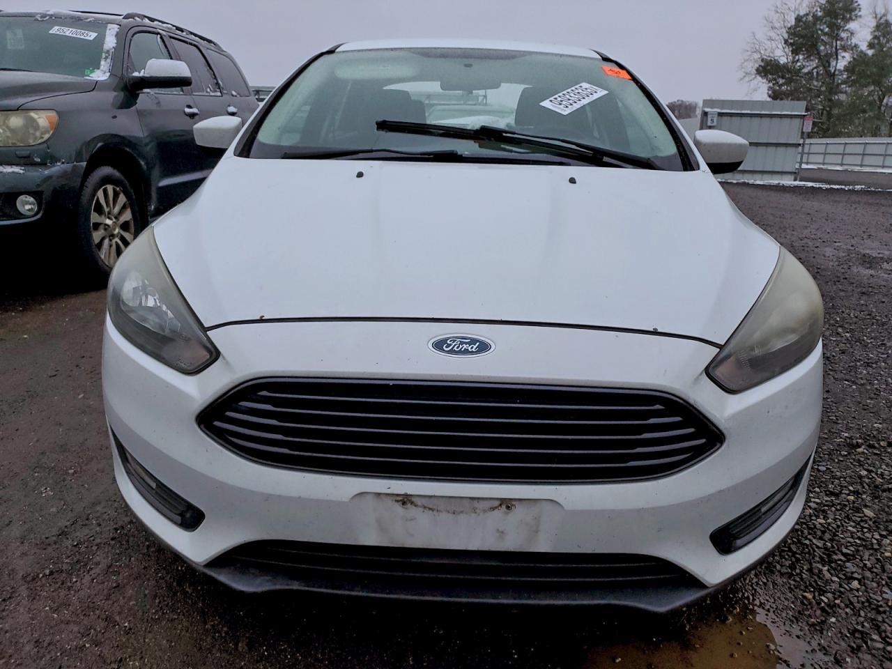 2018 Ford Focus Se - Image 5