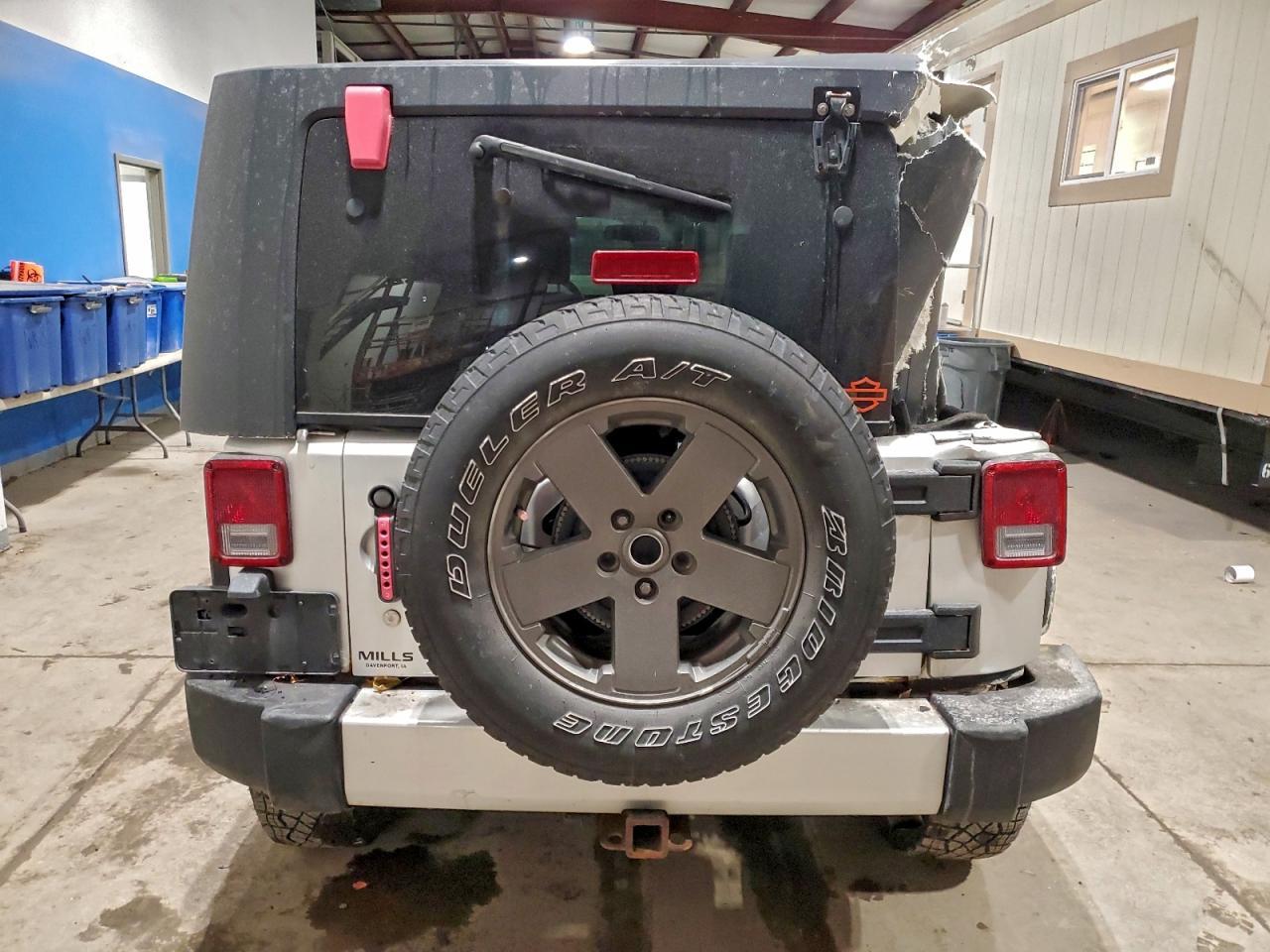 2008 Jeep Wrangler Unlimited Sahara - Image 6