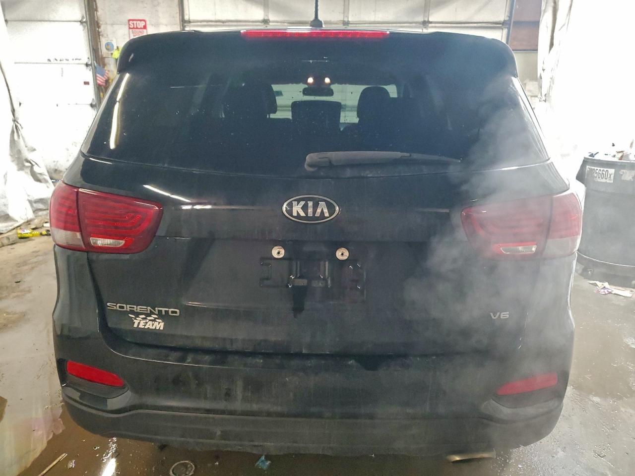 2020 Kia Sorento S - Image 6