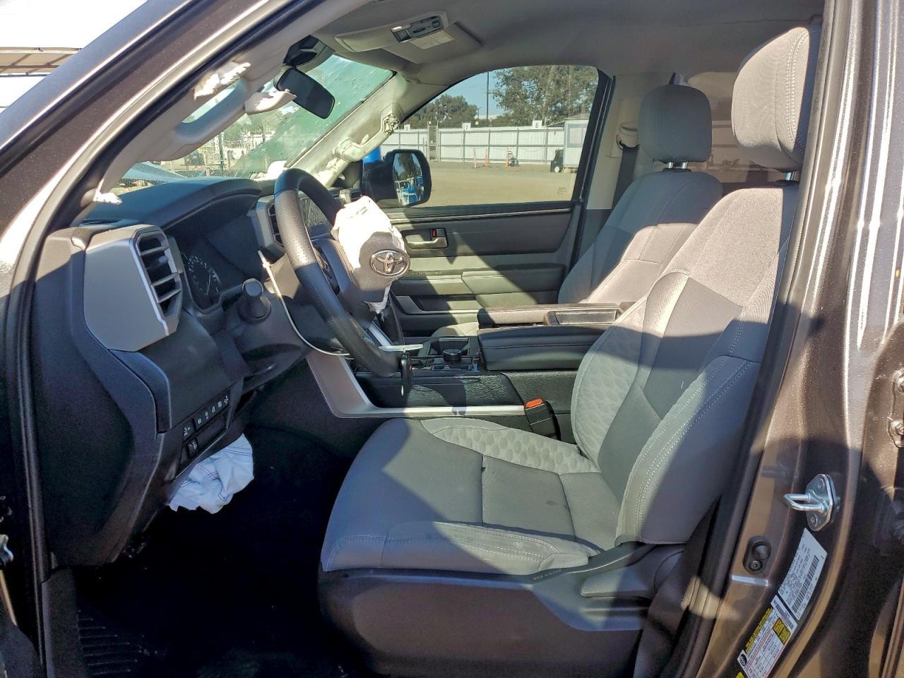 2024 Toyota Tundra Crewmax Sr - Фото 7