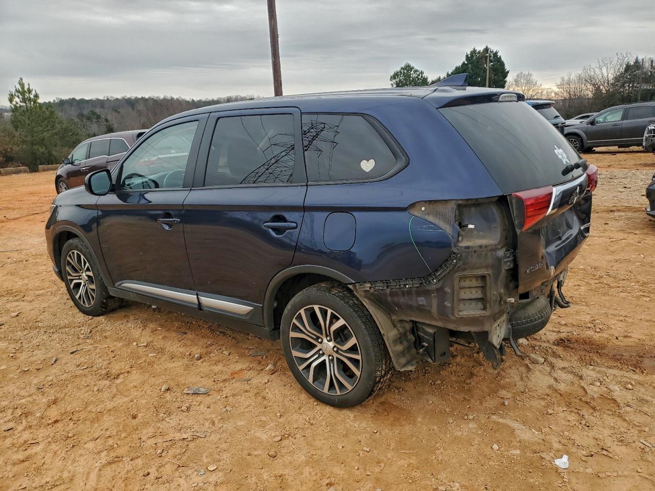 2018 Mitsubishi Outlander Es - Фото 2
