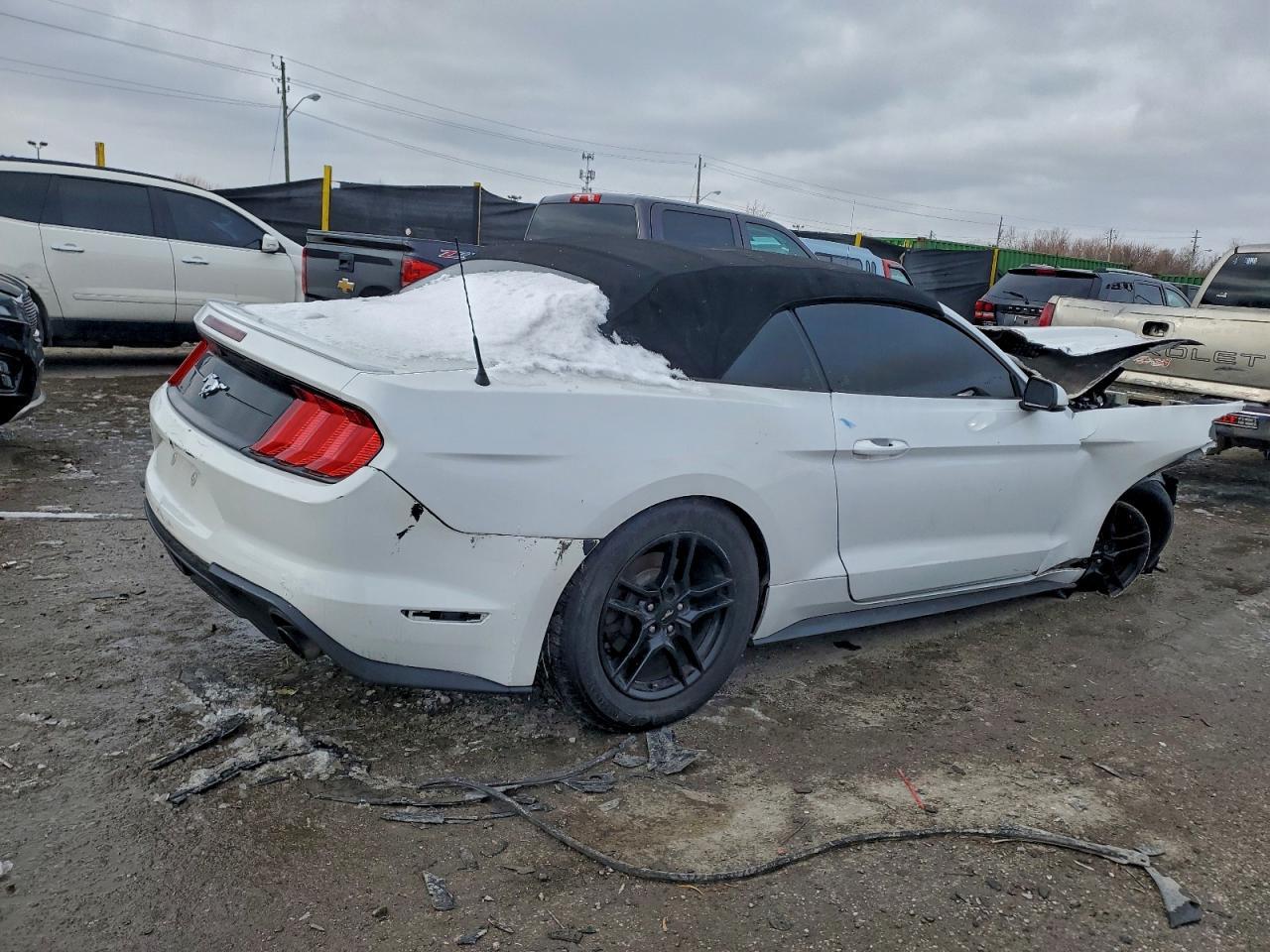 2018 Ford Mustang - Фото 3
