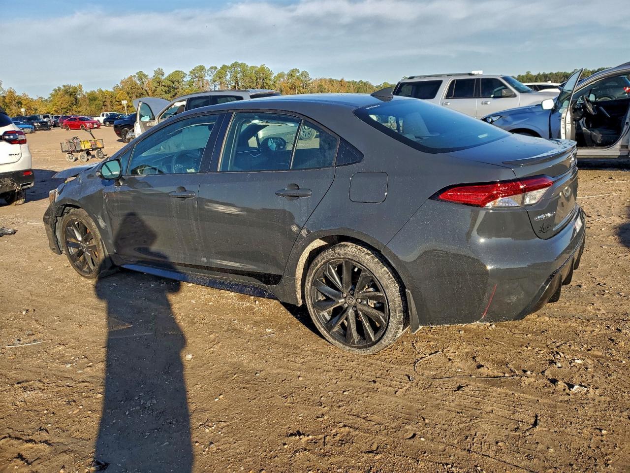 2024 Toyota Corolla Se - Фото 2