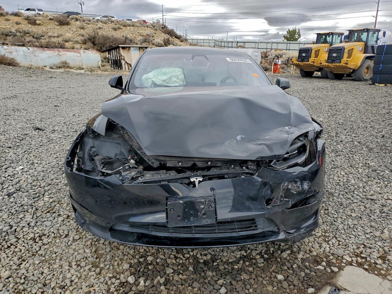 2022 Tesla Model S - Фото 5