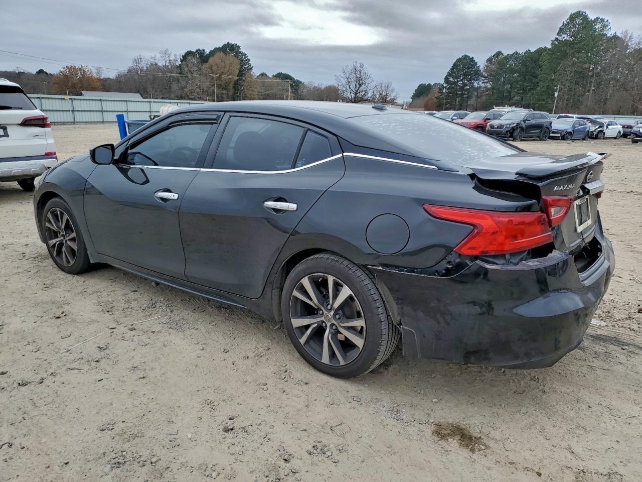2018 Nissan Maxima 3.5 S - Image 2